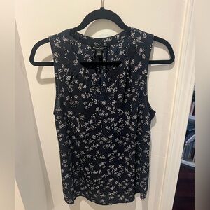 41 hawthorn Navy Floral Blouse